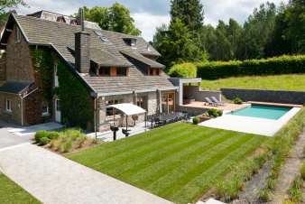 Luxusvilla fr 14 Pers. mit Garten, Pool und Wellnessbereich in Spa