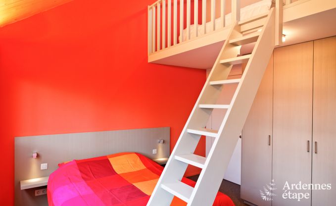 Geräumige Luxusvilla in Spa für 15 Personen mit 5 Schlafzimmern, Sauna, Außenpool und privatem Garten