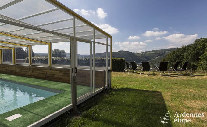 Luxusvilla mit Schwimmbad und Ausblick für Gruppen in Stavelot