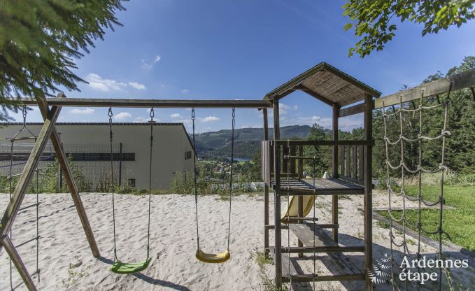 Luxusvilla mit Schwimmbad und Ausblick für Gruppen in Stavelot