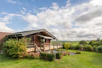 Chalet in Tenneville, 4 Personen, 2 Schlafzimmer, Babyecke, Panoramablick, Ardennen Natur