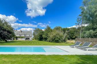 Ferienhaus fr 9 Personen in Tinlot, 4 Schlafzimmer, Schwimmbad, Garten und nahe Ardennen Natur