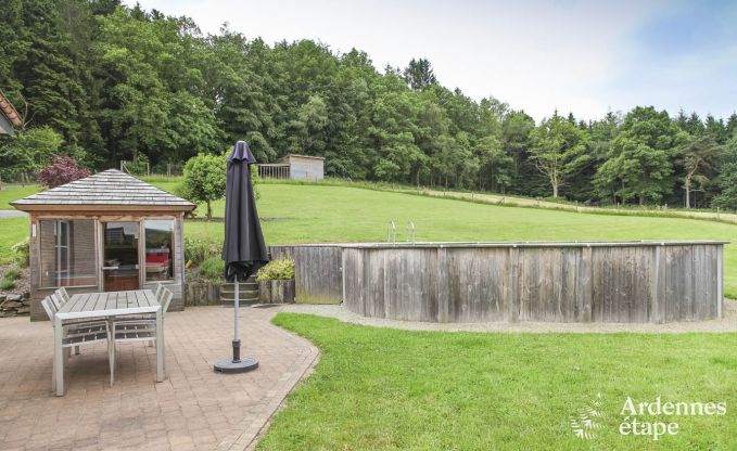 Ferienhaus für 6 Pers. mit Swimmingpool im Garten in herrlicher Lage in Trois-Ponts