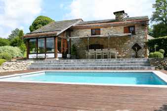 Cottage der Luxusklasse mit Schwimmbad und Sauna in Trois-Ponts