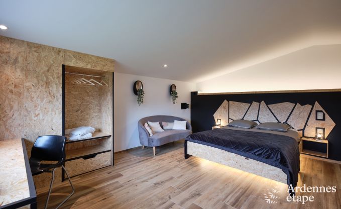 Wellness-Aufenthalt in Vaux-sur-Sre fr 8 Personen mit Spa, Pool und Blick auf die Ardennen