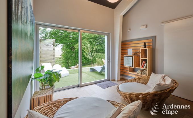 Wellness-Aufenthalt in Vaux-sur-Sre fr 8 Personen mit Spa, Pool und Blick auf die Ardennen