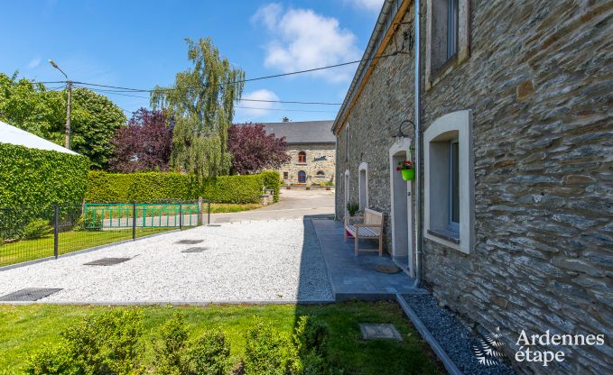 Voll ausgestattetes Ferienhaus in einem prächtig renovierten alten Bauernhaus in Vaux-sur-Sûre