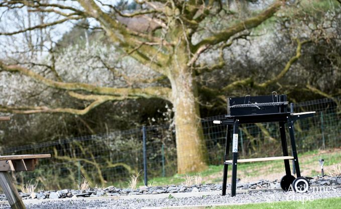 Charmantes Chalet in Vencimont fr 4-6 Personen: renoviert 2025, familienfreundliche Annehmlichkeiten und fahrradfreundliche Lage