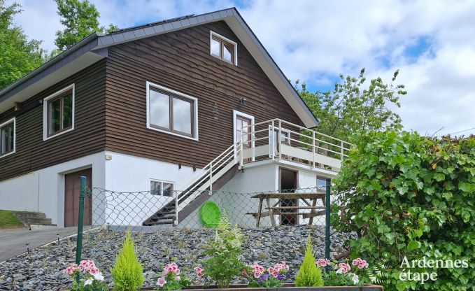 Charmantes Chalet in Vencimont fr 4-6 Personen: renoviert 2025, familienfreundliche Annehmlichkeiten und fahrradfreundliche Lage