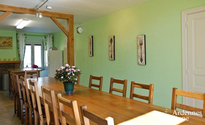 Ferienhaus im typischen Stil der Ardennen für 12 Personen in Vencimont