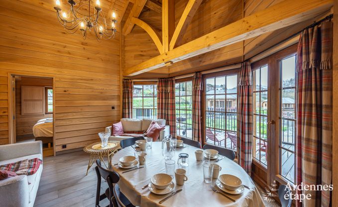 Auergewhnliches Pfahlhaus als Ferienhaus in Vencimont