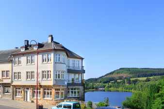 Ferienhaus fr 34 Personen mit allem Komfort, Indoorpool und Sauna in Vielsalm