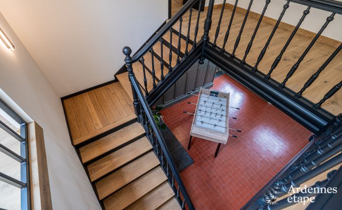 Luxuri�s eingerichtetes Ferienhaus in Virelles f�r 9 Personen mit offenem Kamin