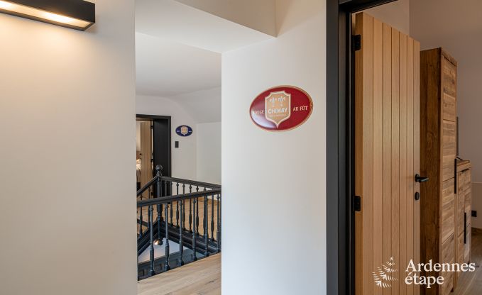 Luxuri�s eingerichtetes Ferienhaus in Virelles f�r 9 Personen mit offenem Kamin