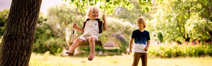 Spielger�te im Garten