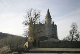 Burg von Vêves in Provinz Namur
