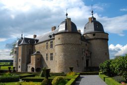 Schloss von Lavaux-Sainte-Anne in Provinz Namur